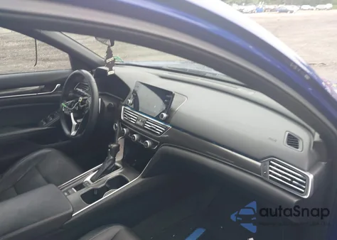 2018 Honda Accord Sport z USA, uszkodzony, nr VIN 1C3CCCCG9FN524102